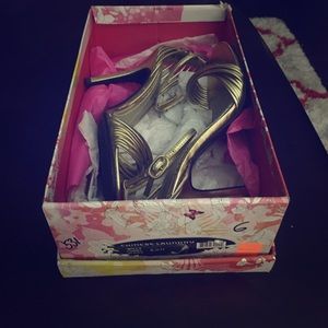 Gold Chinese Landry heels