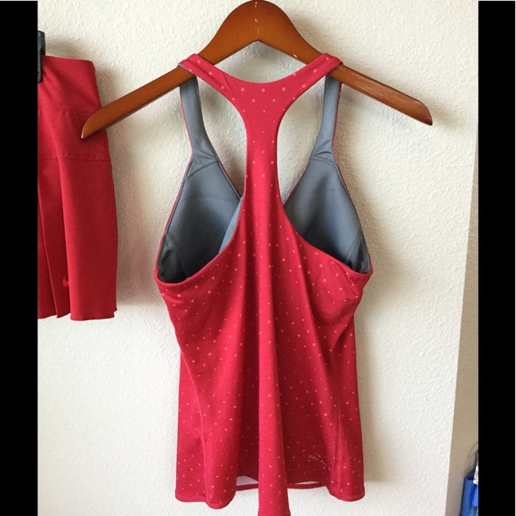 Nike tennis set! Sold together or individually 🎾 - Picture 3 of 4