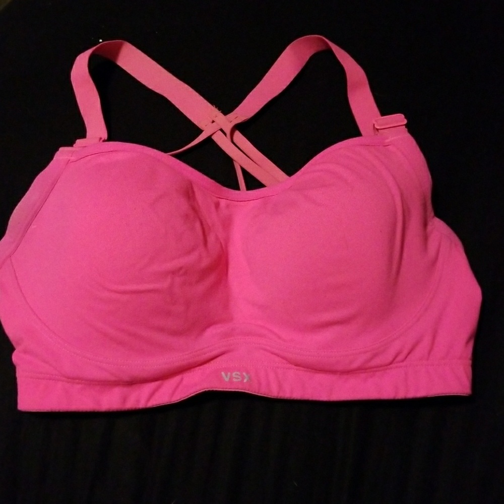 Pink sportsbra!!!