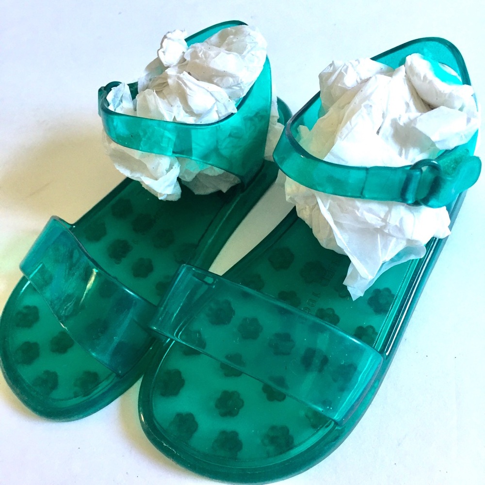 Size 8• Gap Jelly Aqua blue Sandals
