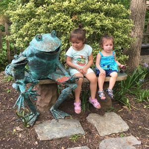 Meet your Posher, Miriam