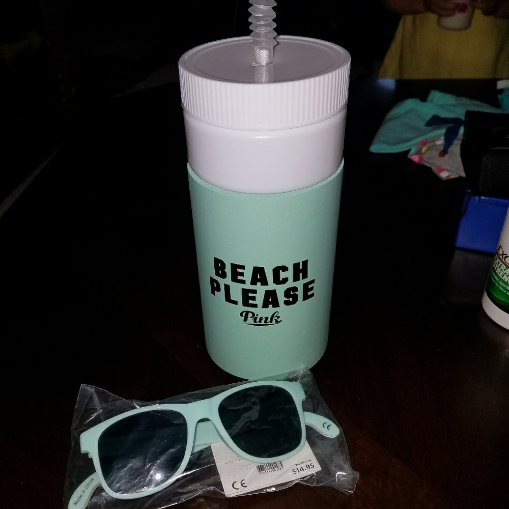 SOLD!  PINK water bottle and glasses