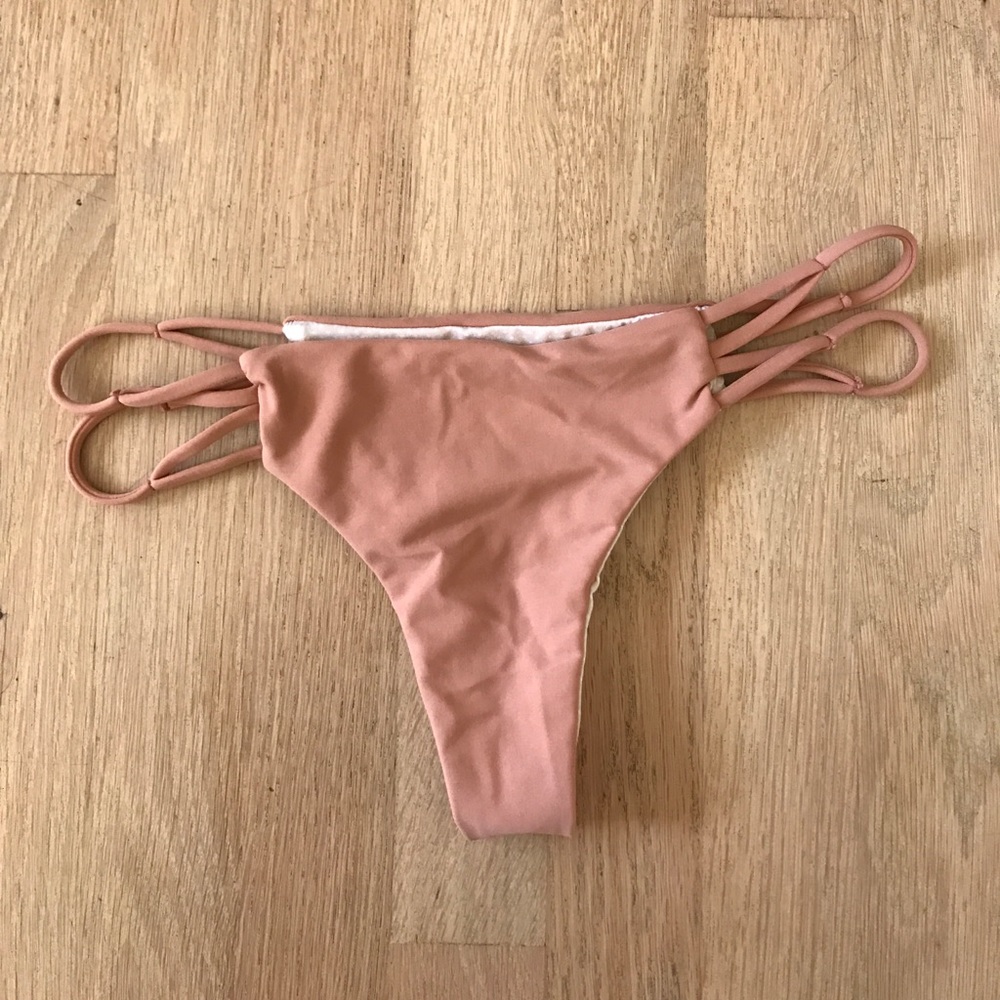Acacia bikini bottom