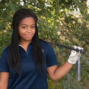 Meet your Posher, Alexis