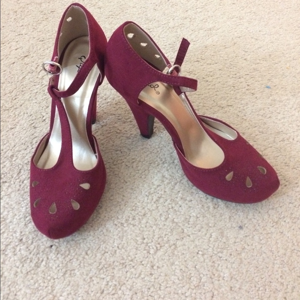 ModCloth Dynamic Debut Heel in Burgundy Size 7.5