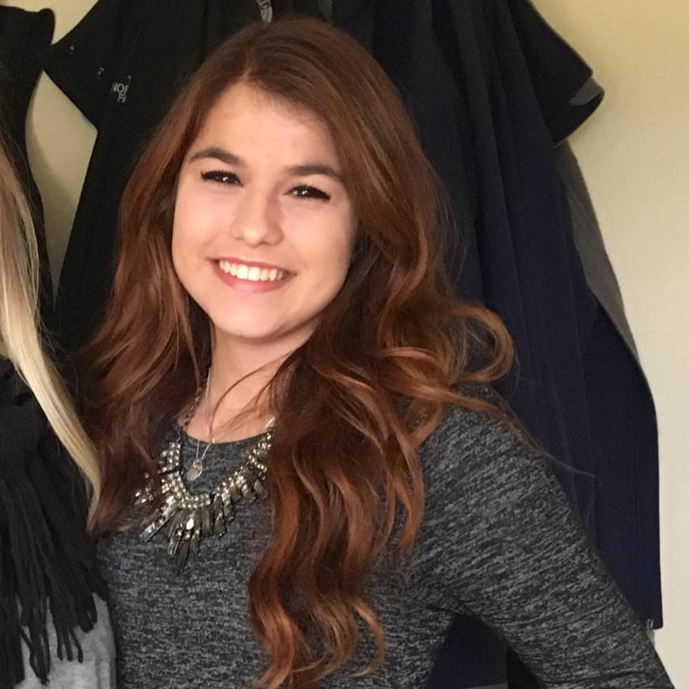 Meet your Posher, Julia