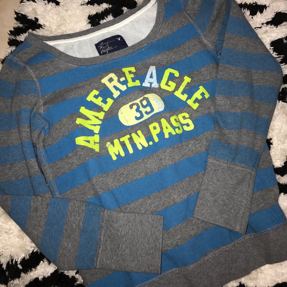 American Eagle Outfitters Medium Sweat Shirt New