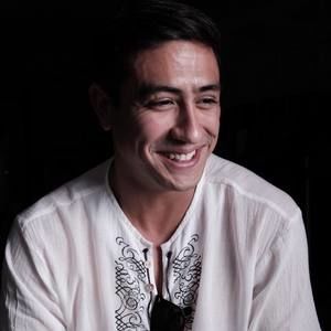 Meet your Posher, Emilio