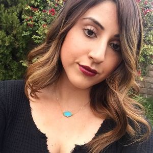 Meet your Posher, Lorena