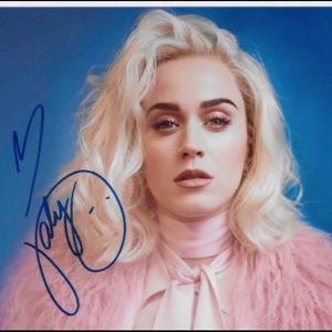 Katy perry autograph