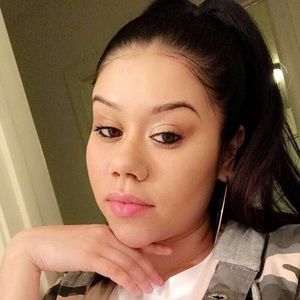 Meet your Posher, Lila