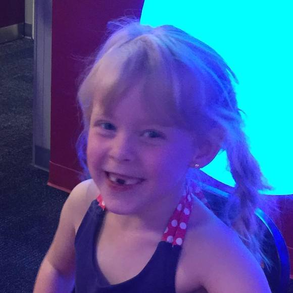 Meet your Posher, Delle - Picture 1 of 1