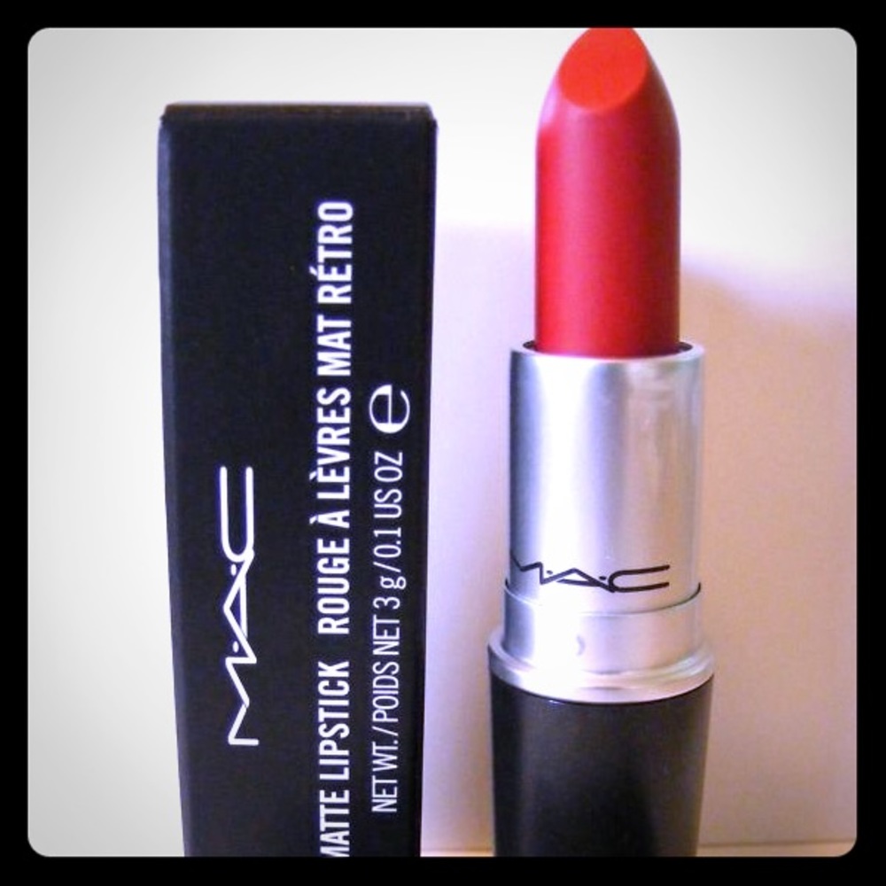 MAC Ruby Woo NEW