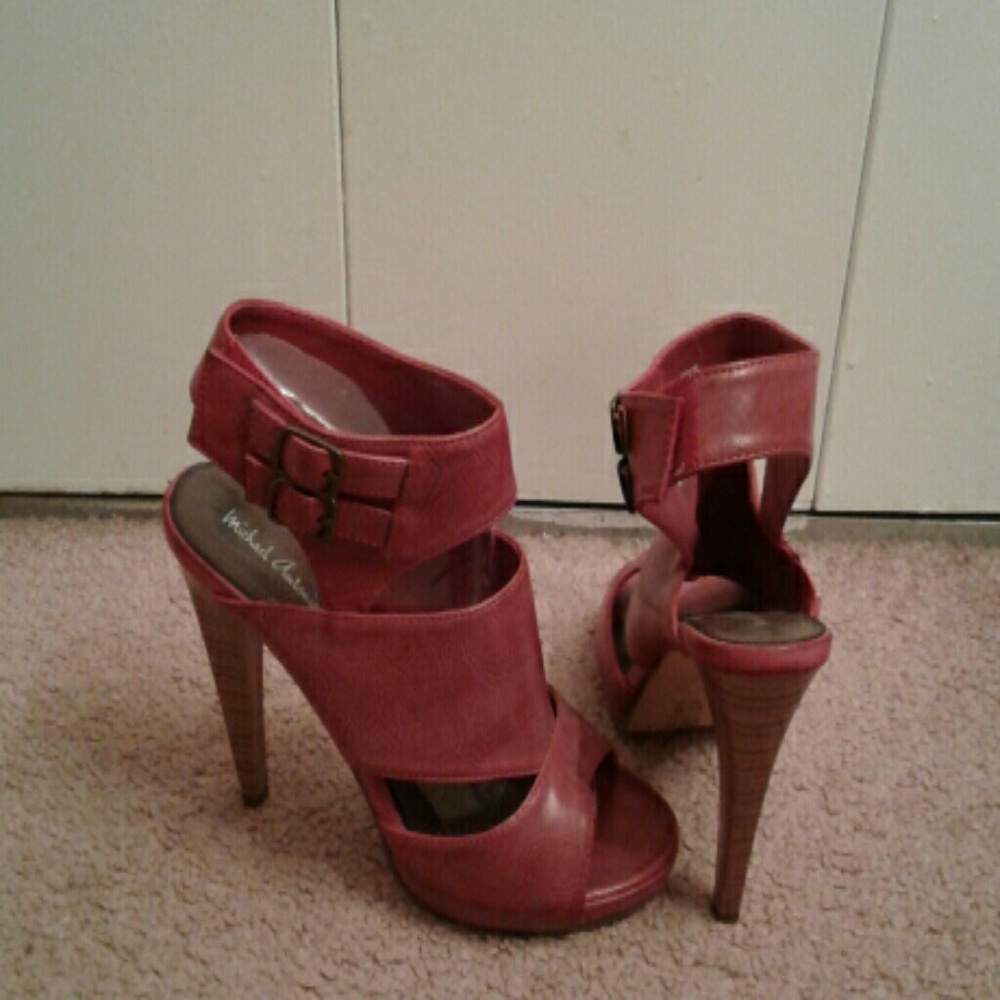 Michael Antonio Heels