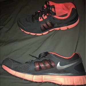 Used Nike "Duel Fusion St 2" Shoes