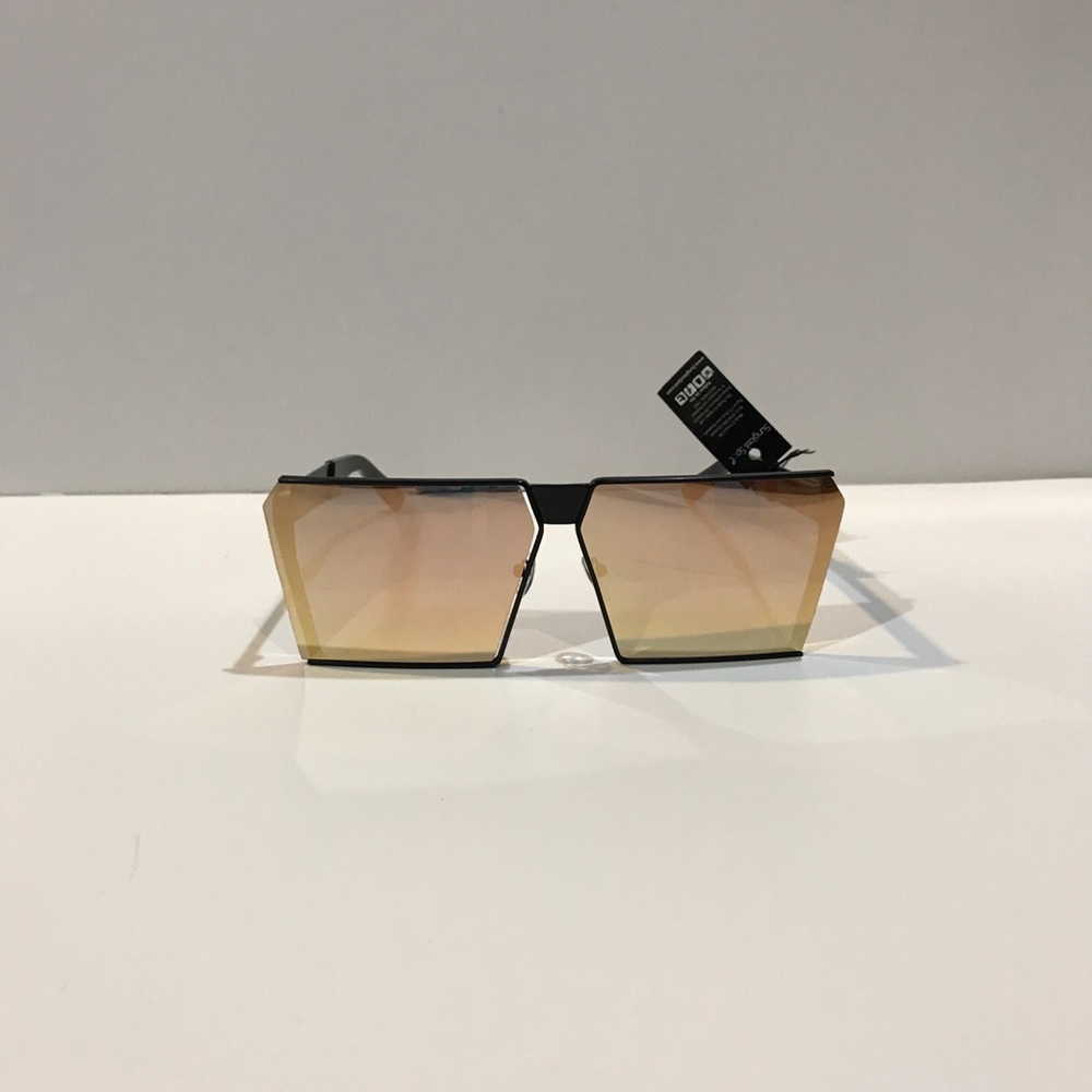 Square Frame Rose Gold reflective sunglasses *NEW*