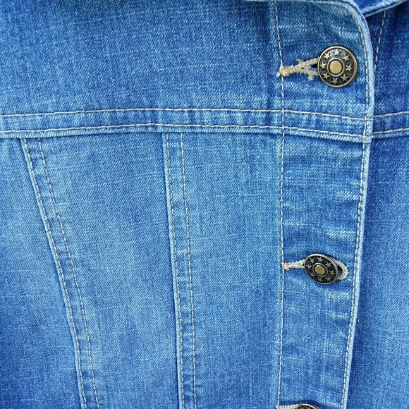 A.M.I Denim jacket - Picture 3 of 5