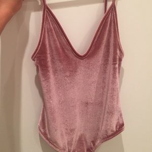 BOOHOO PLUNGE VELVET BODYSUIT
