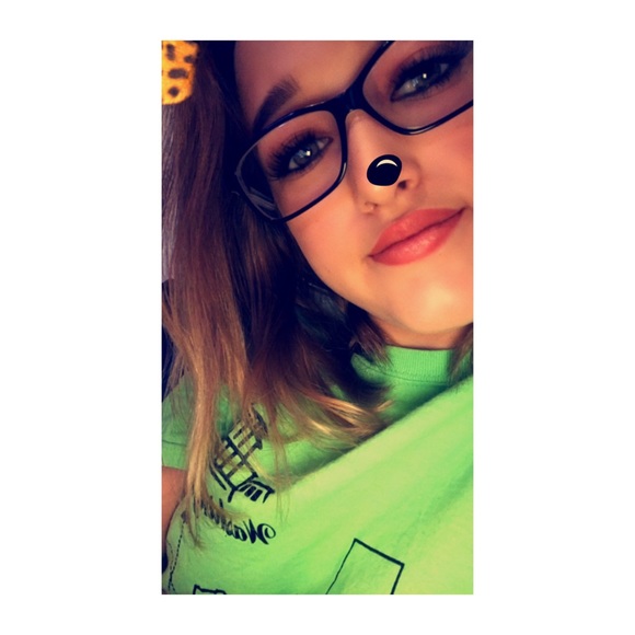 Meet your Posher, Elizabeth - Picture 1 of 1