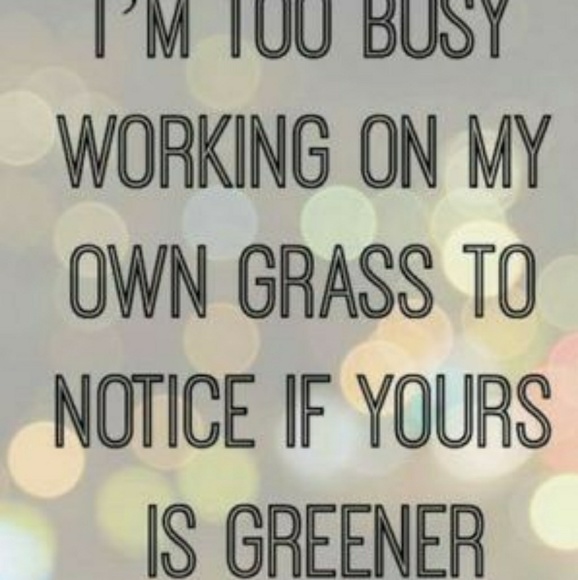 Makeup needs - Picture 2 of 4