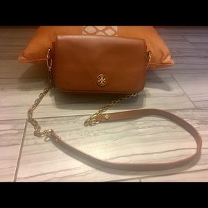 Authentic Tory Burch Robinson.