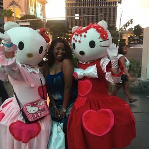 Meet your Posher, Donna