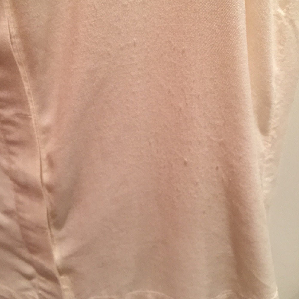 Cute and casual sleeveless top! - Picture 3 of 4