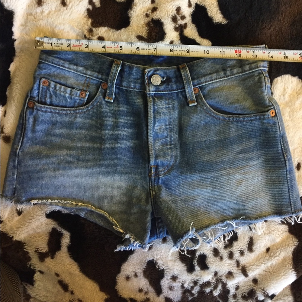 Levi's 501 cutoff shorts