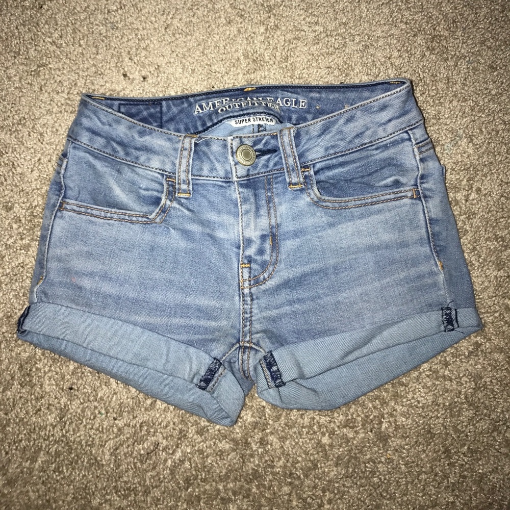 Light Wash Jean Shorts (AE)