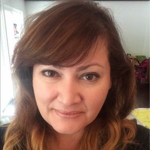 Meet your Posher, Lorena