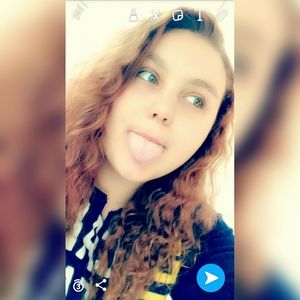 Meet your Posher, Hóĺĺý