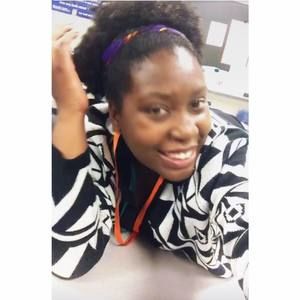 Meet your Posher, Lois