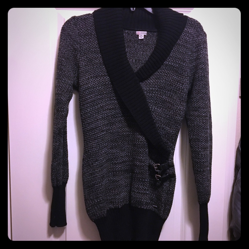 Guess sweater !