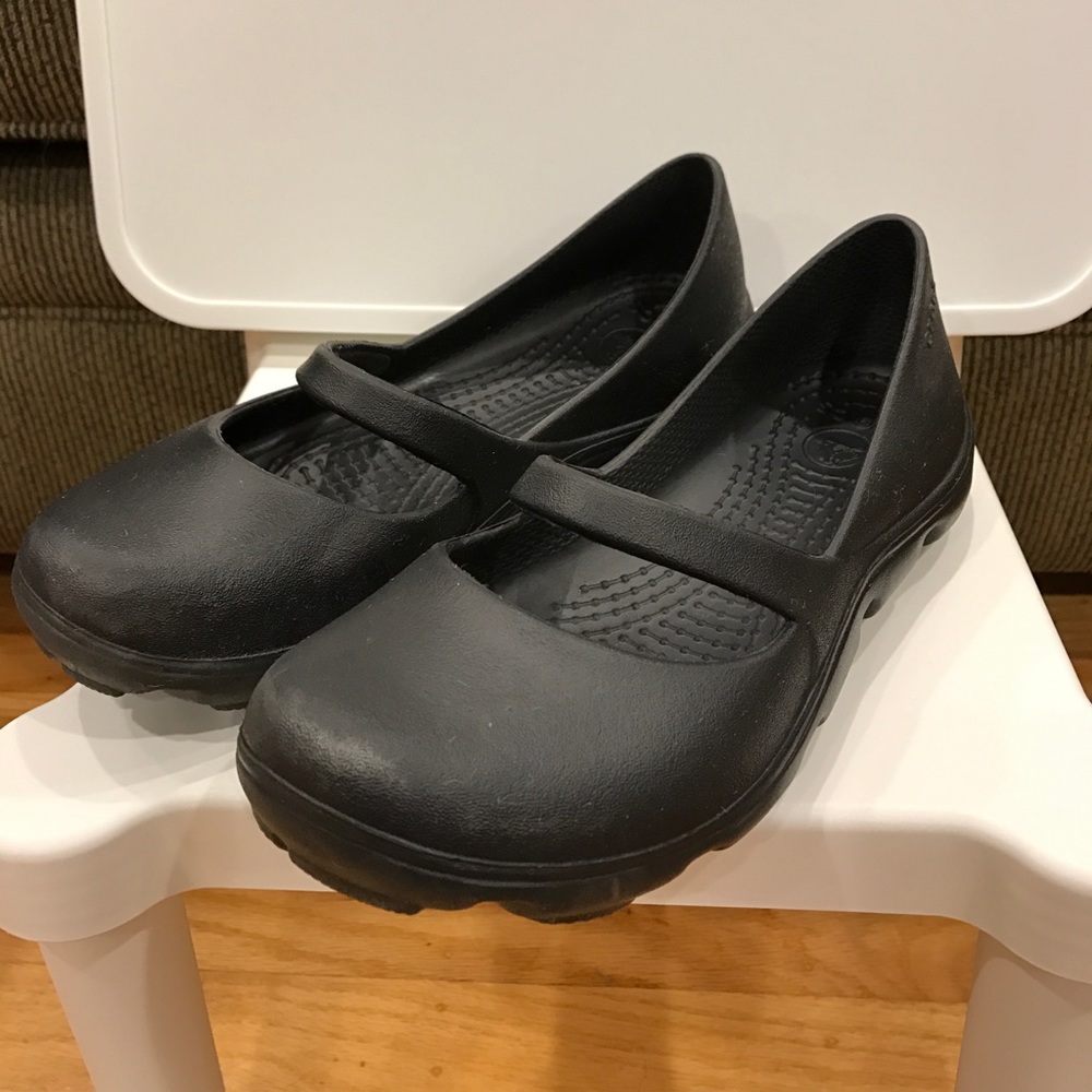 Crocs flats size 5