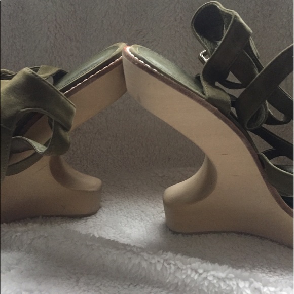 Opening Ceremony cut-out wedge sandals - Picture 6 of 7