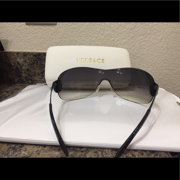 Versace Sunglasses Authentic M 2113B - Picture 3 of 5