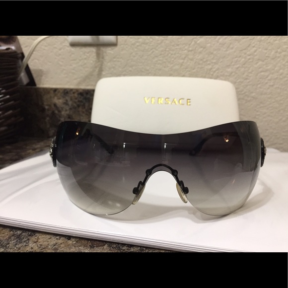 Versace Sunglasses Authentic M 2113B - Picture 4 of 5