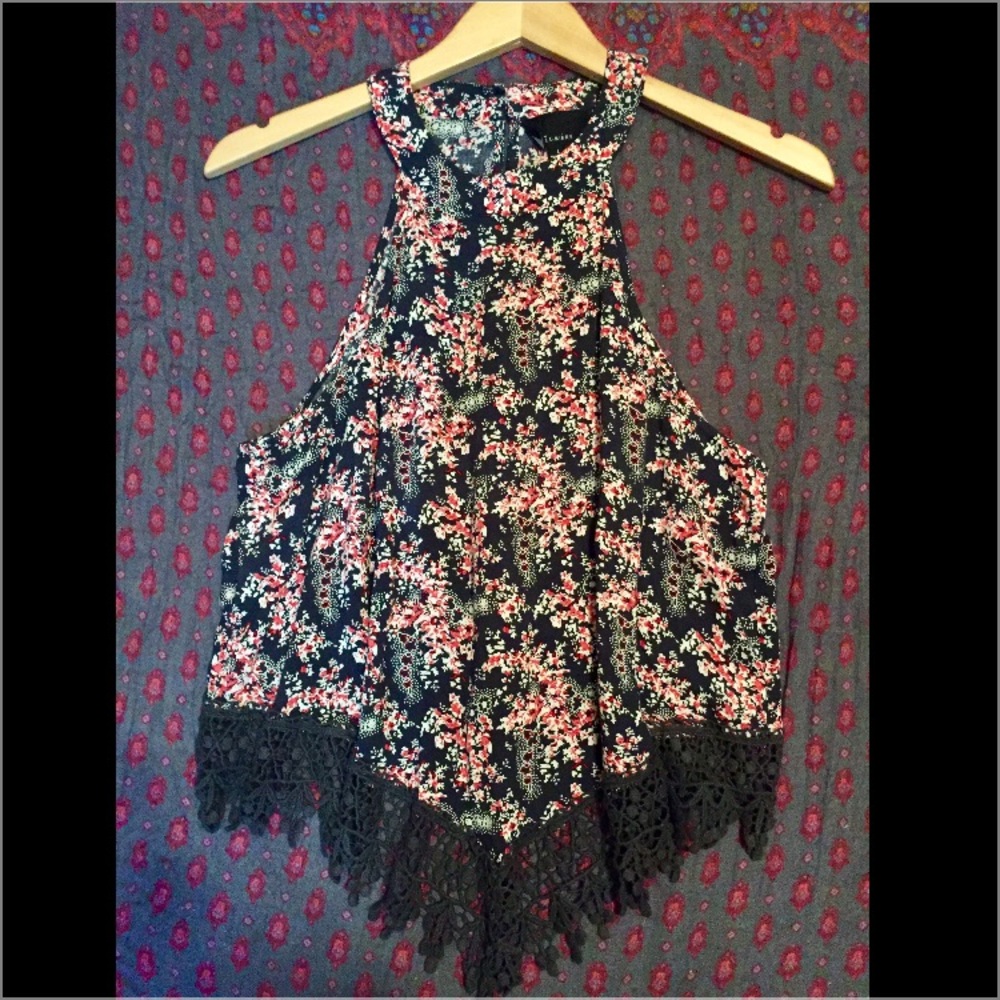 Lumière floral neck hugging tank