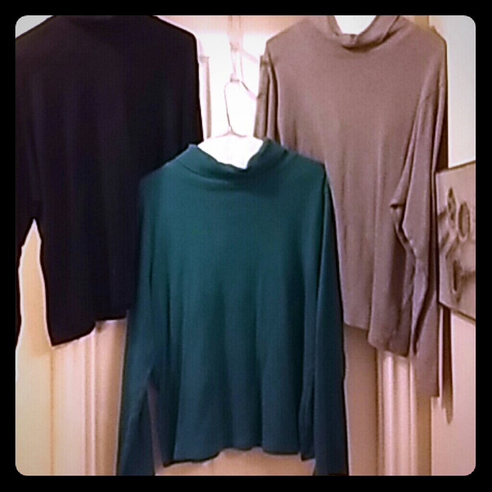 Bundle of 3 Turtlenecks...Teal, Grey, Black colors