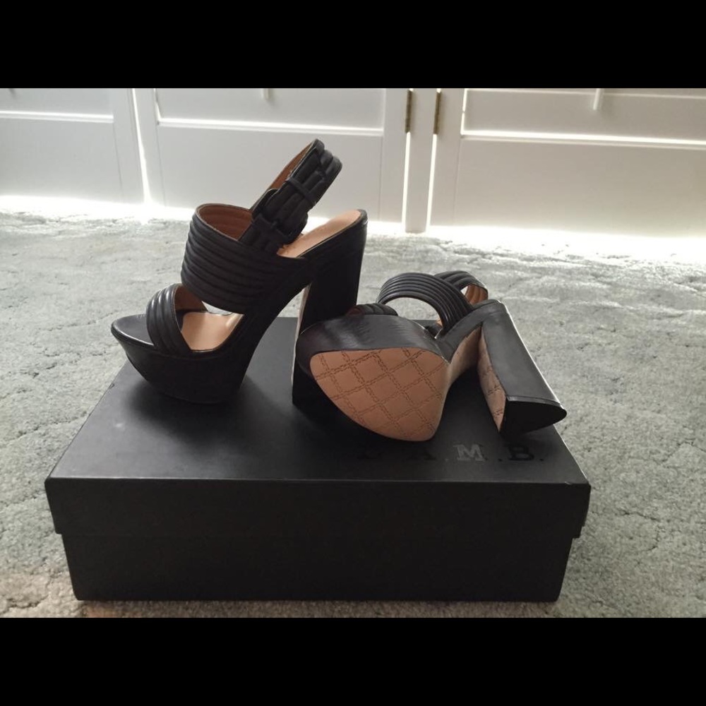 Mabelle LAMB shoes with box and dust bag!