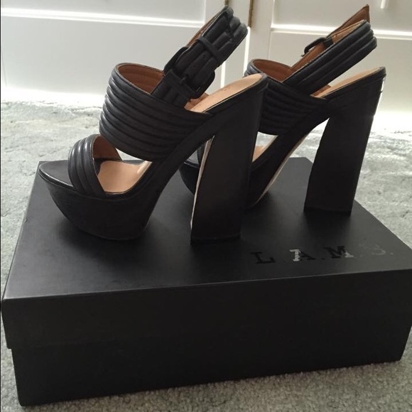 Mabelle LAMB shoes with box and dust bag! - Picture 2 of 2