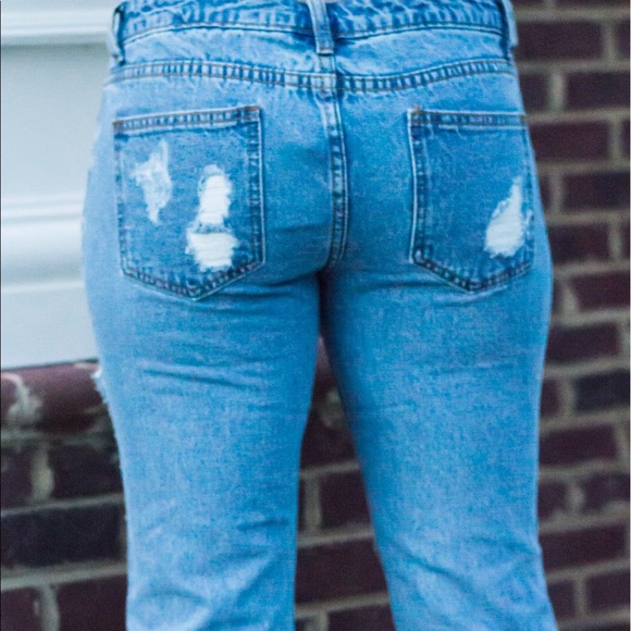 Distressed denim jeans - Picture 2 of 2