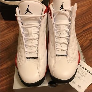 Air Jordan 13's Chicago color way