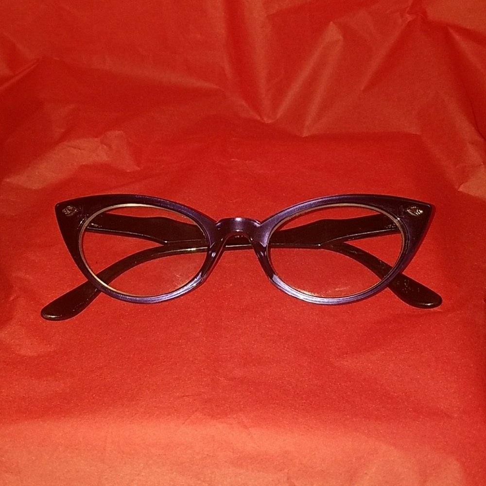 Purple Cat Eye Faux Glasses