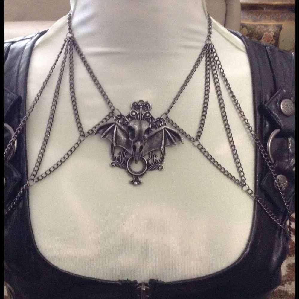 Bat Wing Harness - Picture 3 of 3