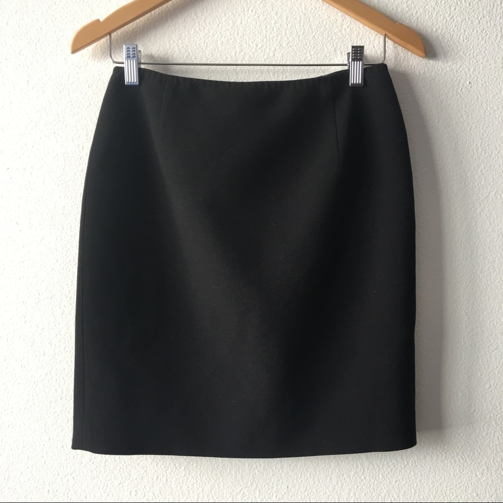 Simple Black Pencil Skirt