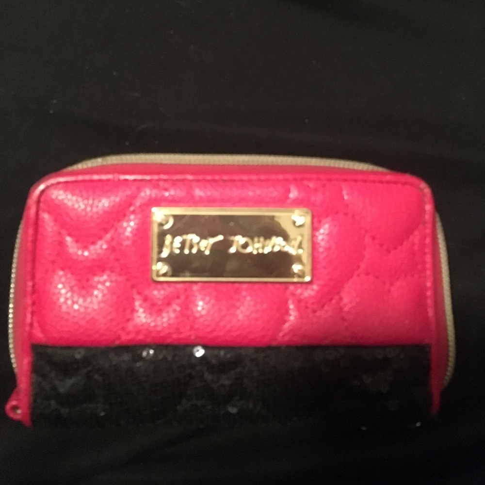 Betsey Johnson wallet