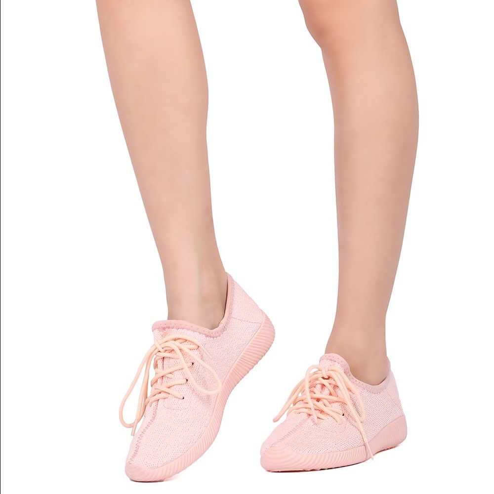 Pink flyknit sneaker shoes - Picture 6 of 6