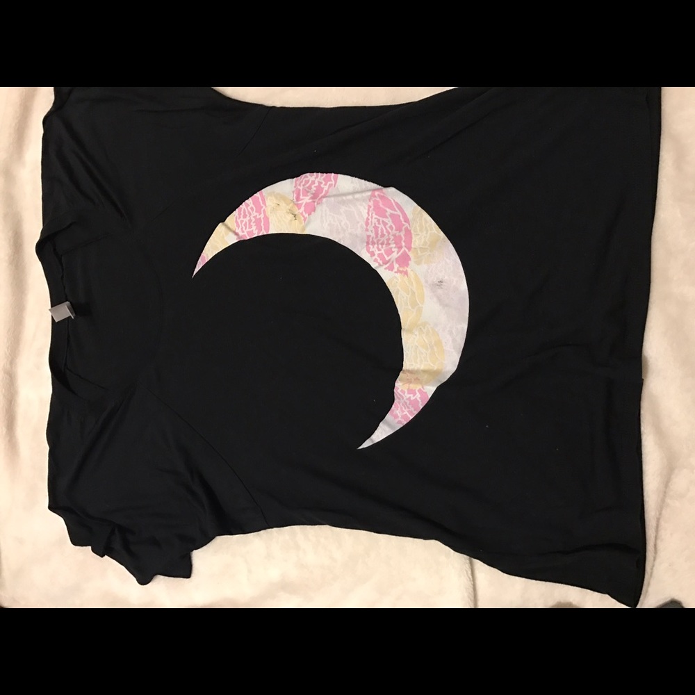 Gamma Phi Beta black t shirt