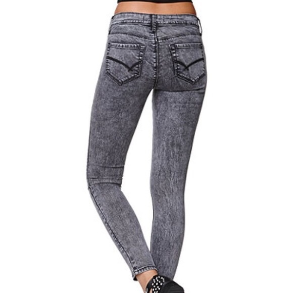 Bullhead PacSun black acid wash skinny jegging - Picture 2 of 4